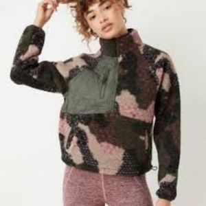 Joylab Fleece 1/2 zip Pullover